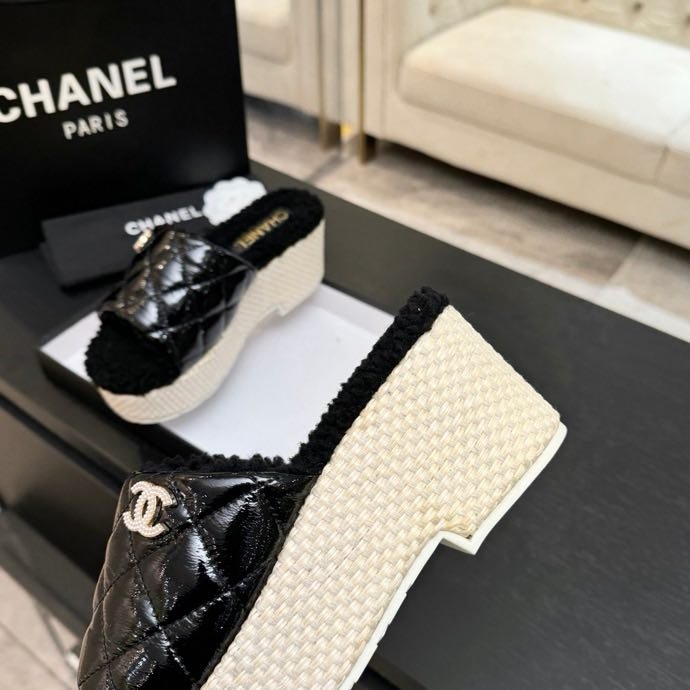 Шлепанцы на платформе фото 7