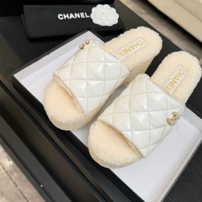 Шлепанцы на платформе фото 7