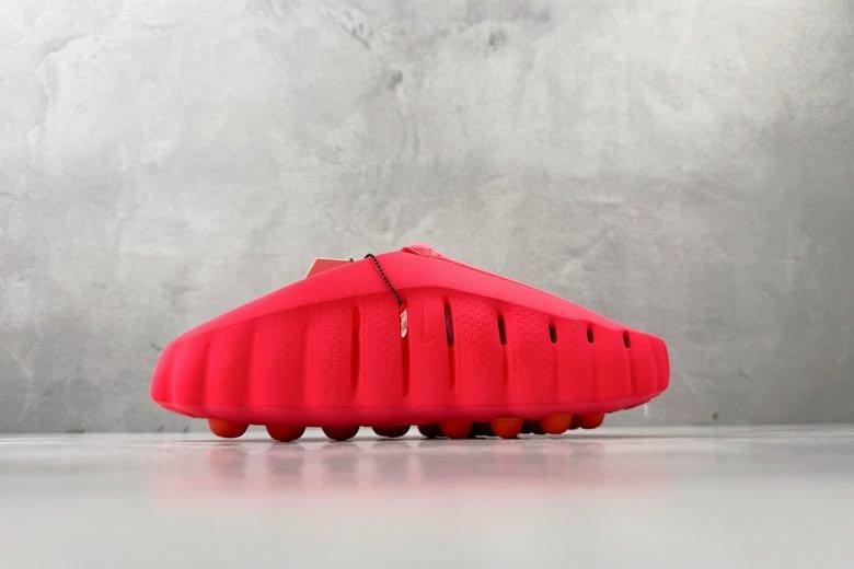 Step-ins Nike Mind 001