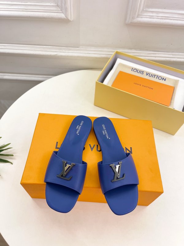 Шлепанцы женские