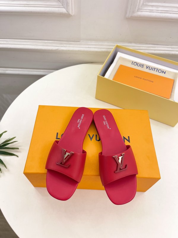 Шлепанцы женские