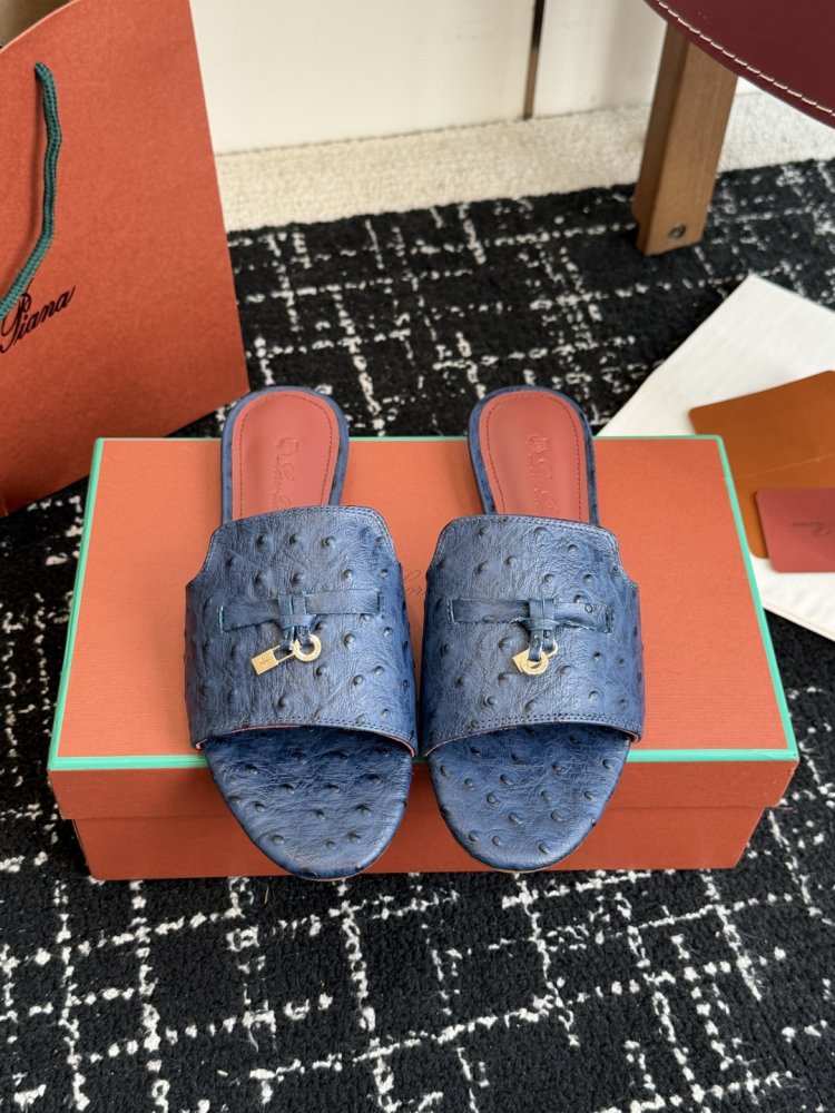 Шлепанцы женские