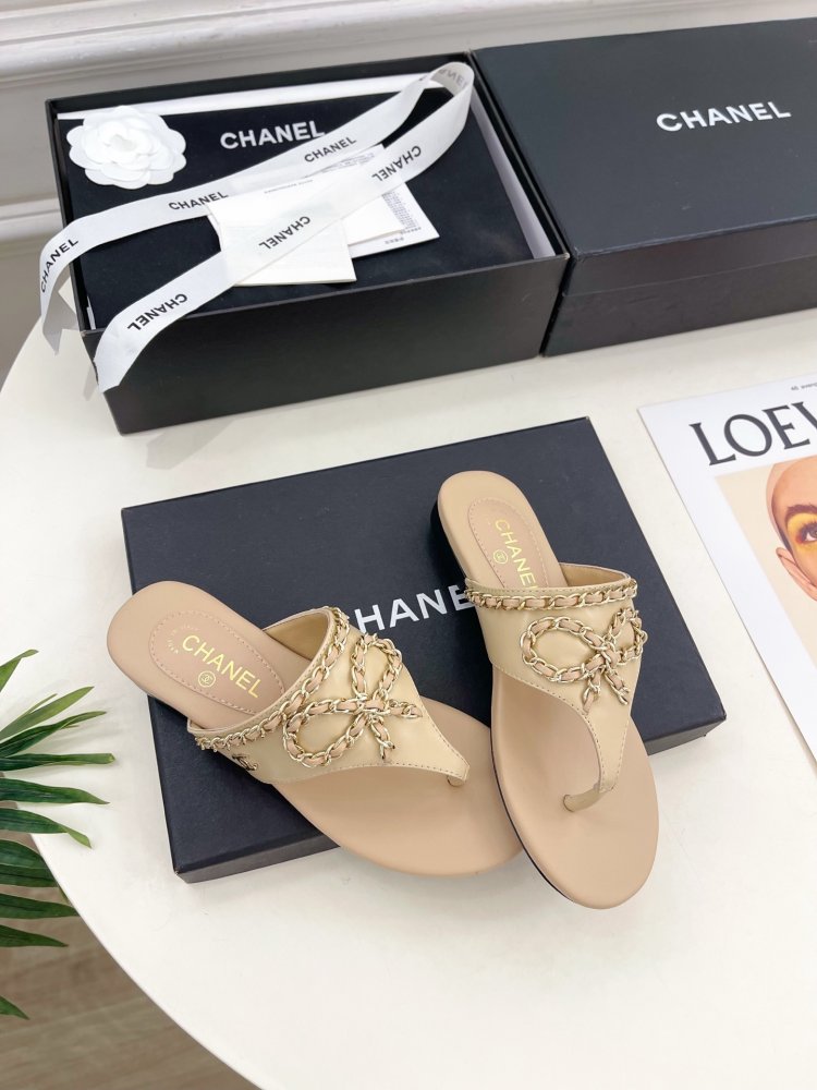 Шльопанці жіночі фото 2