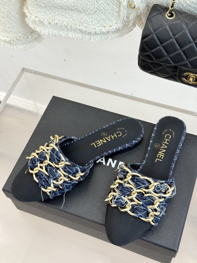 Шльопанці жіночі фото 2