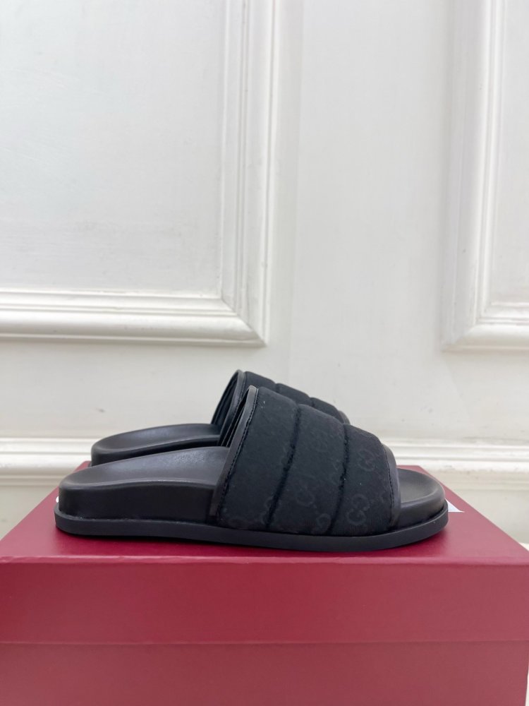 Шльопанці жіночі фото 2