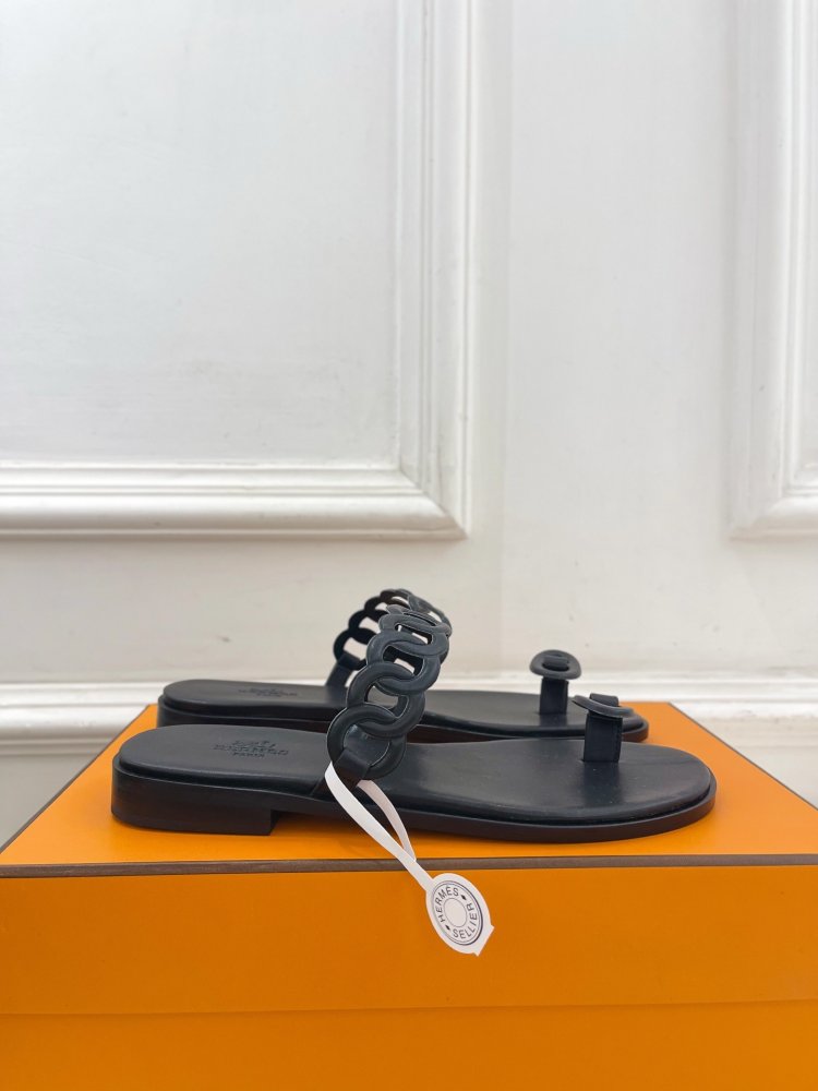 Шльопанці жіночі фото 2