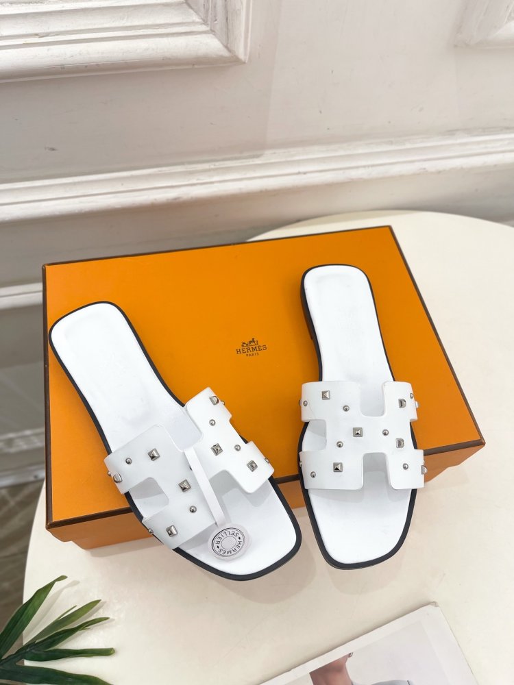 Шльопанці жіночі фото 2