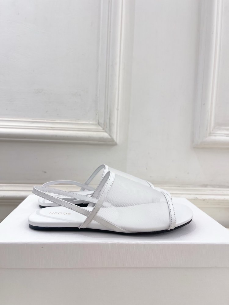 Шльопанці жіночі фото 2