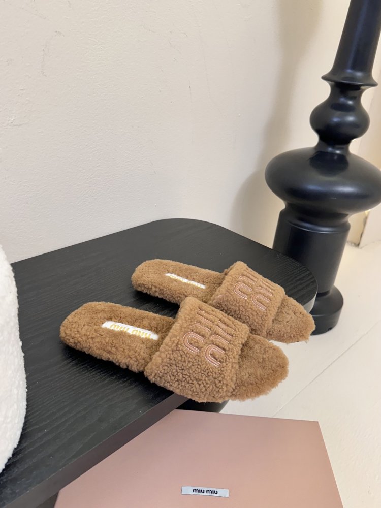 Шльопанці жіночі фото 2