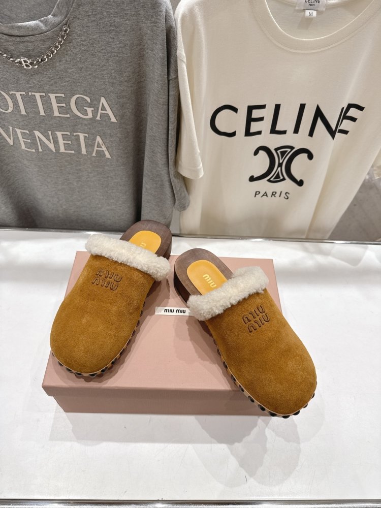 Шльопанці жіночі фото 2