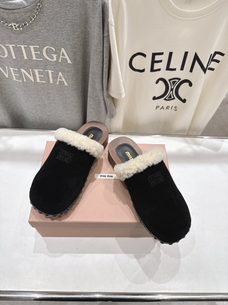 Шльопанці жіночі фото 2