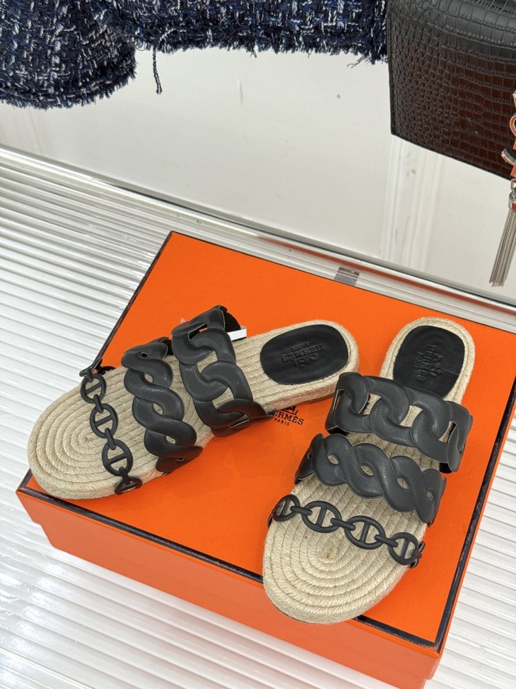 Шльопанці жіночі фото 2