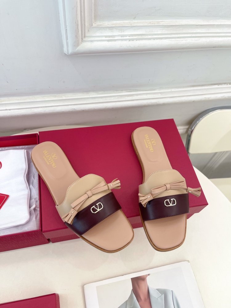 Шлепанцы женские фото 2