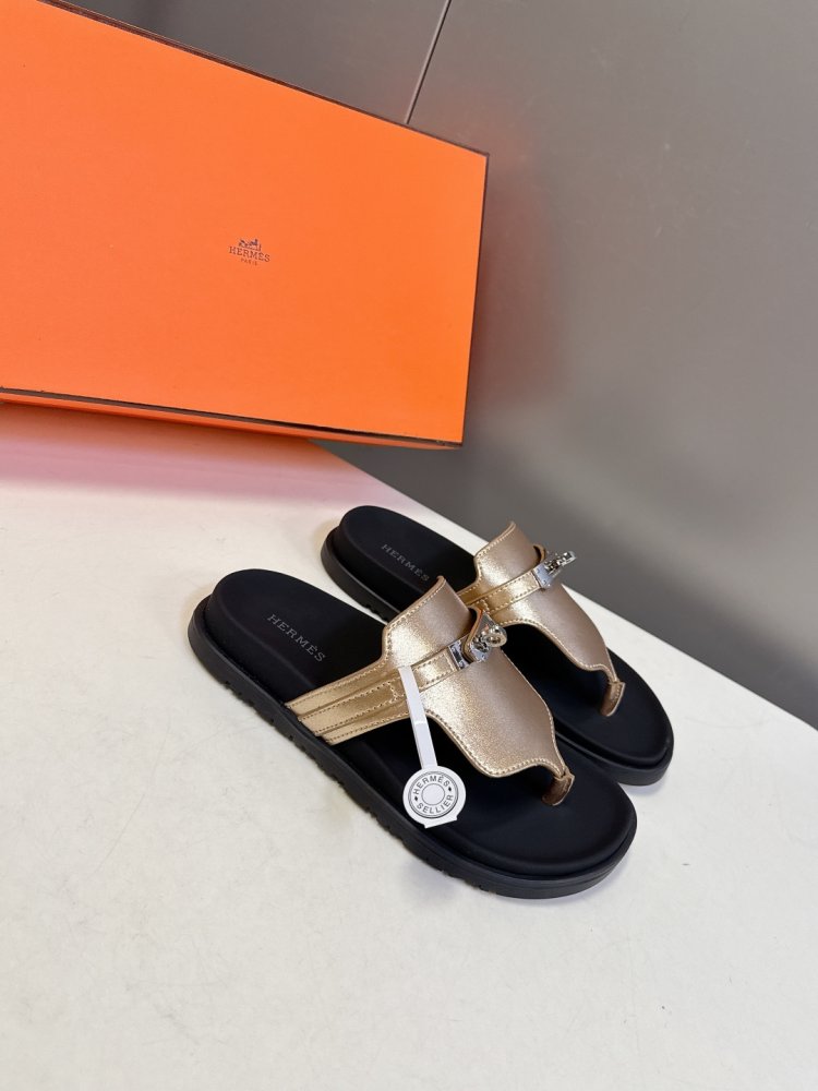 Шлепанцы женские фото 2