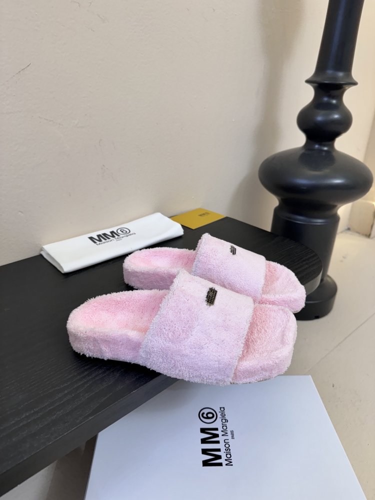 Шльопанці жіночі фото 2