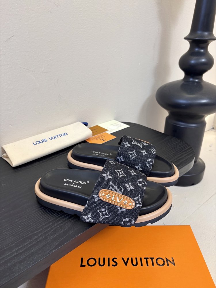 Шлепанцы женские фото 2