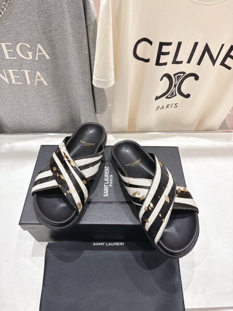 Шлепанцы женские фото 2