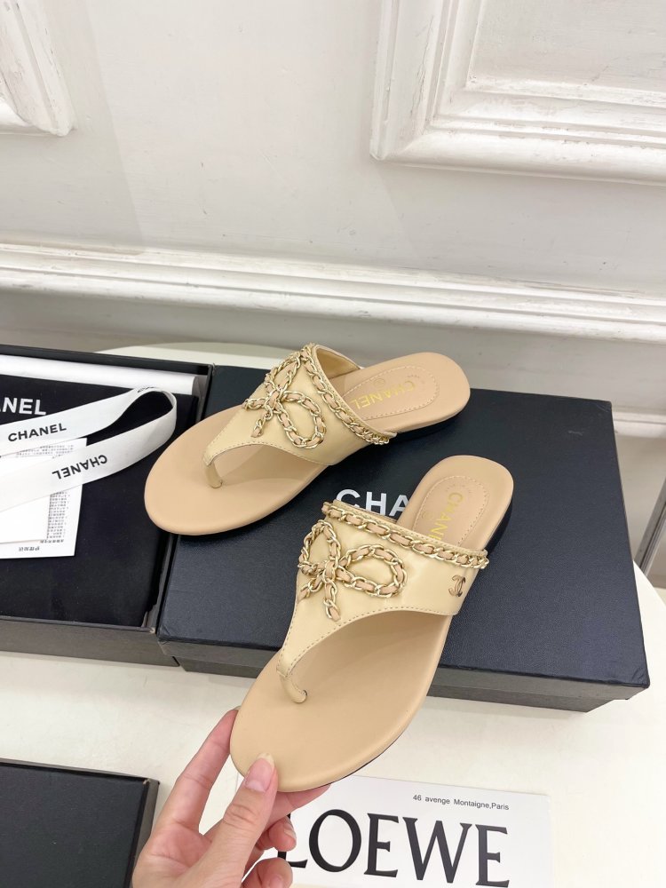 Шльопанці жіночі фото 3