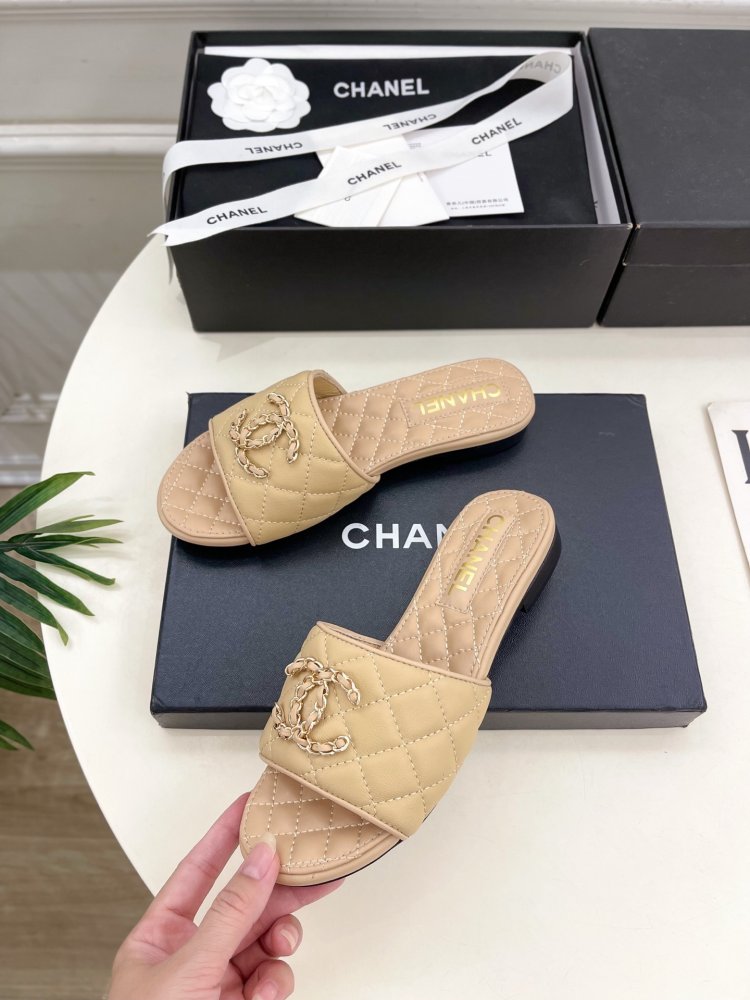 Шльопанці жіночі фото 3