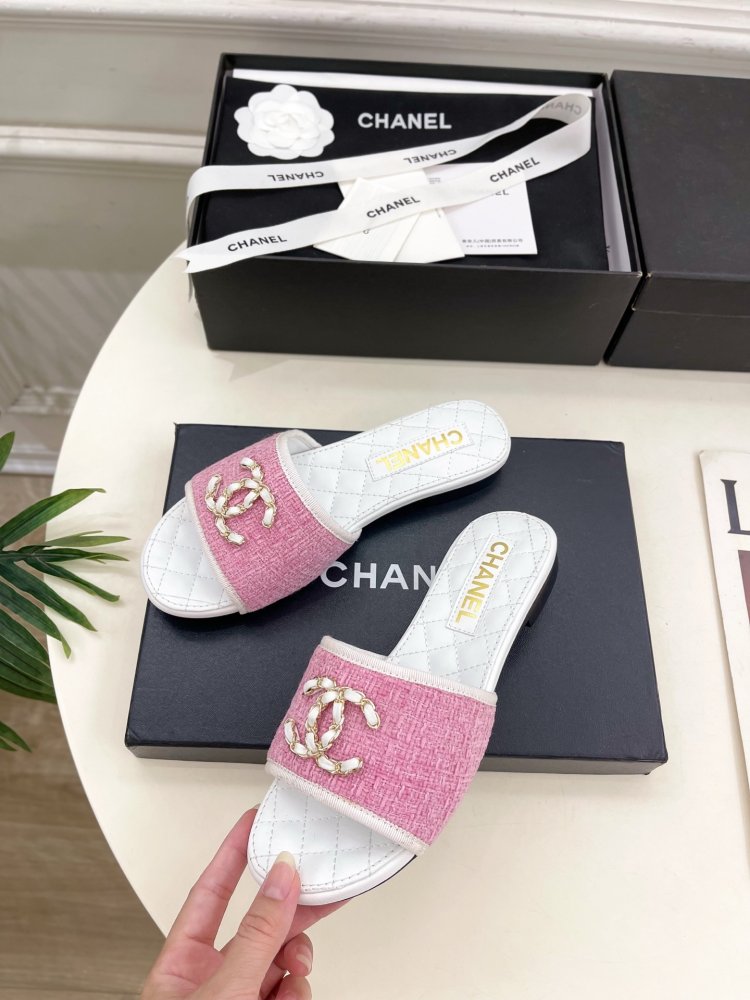 Шльопанці жіночі фото 3