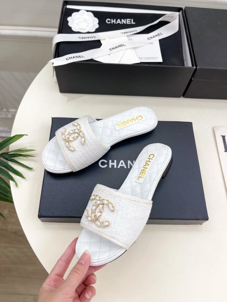 Шльопанці жіночі фото 3