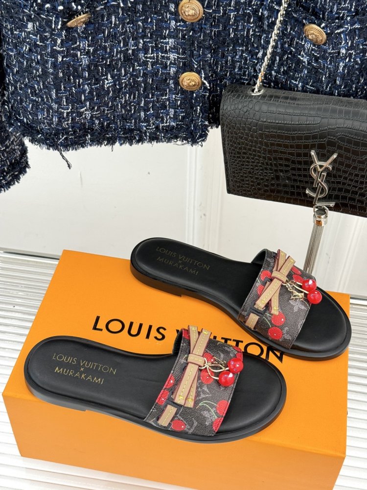 Шльопанці жіночі фото 3