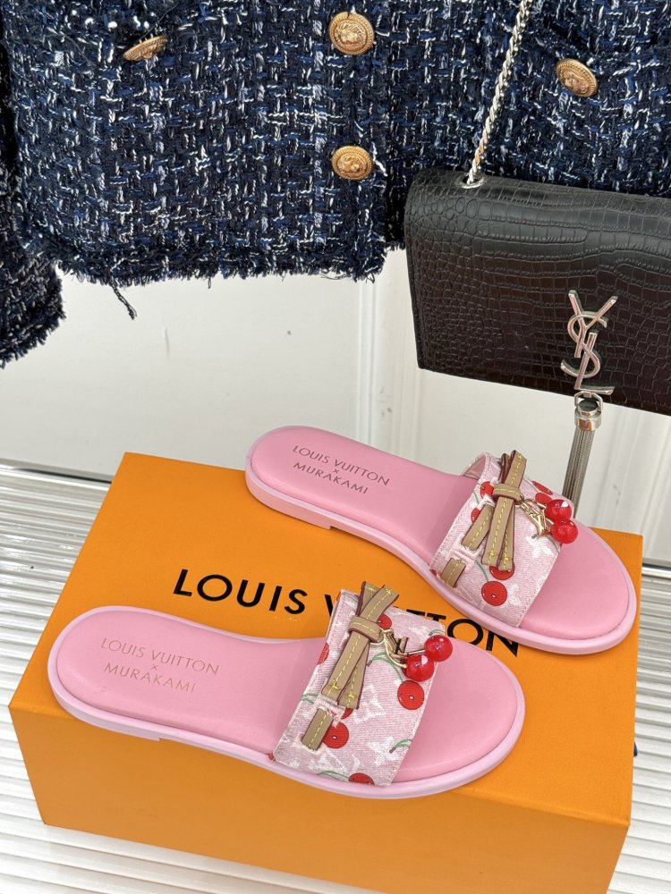 Шлепанцы женские фото 3