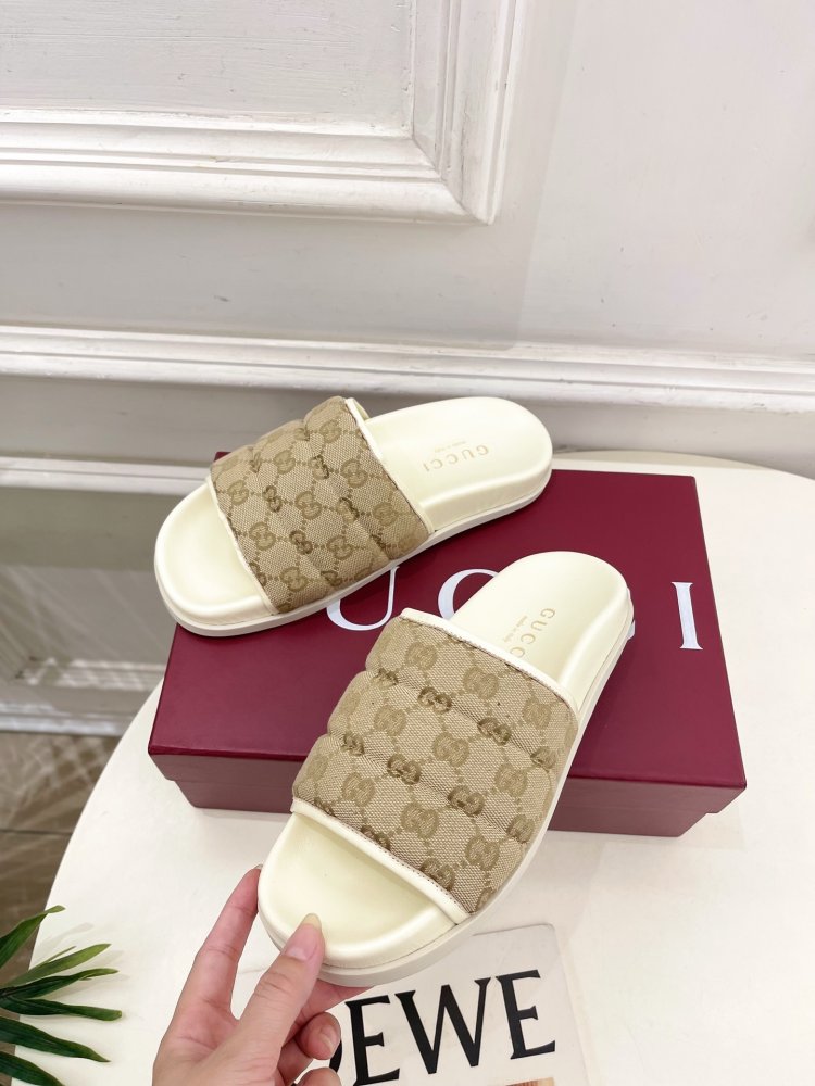 Шлепанцы женские фото 3