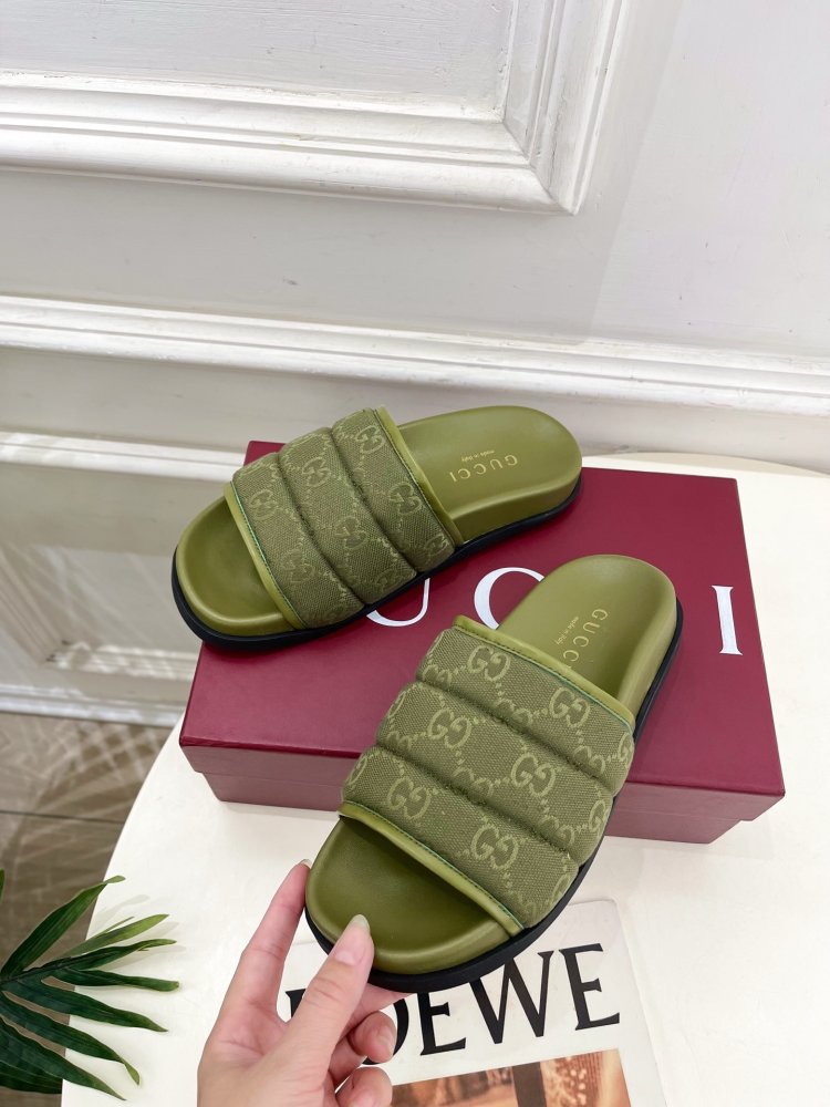 Шльопанці жіночі фото 3