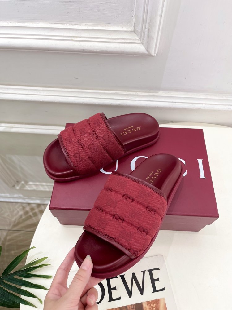 Шльопанці жіночі фото 3