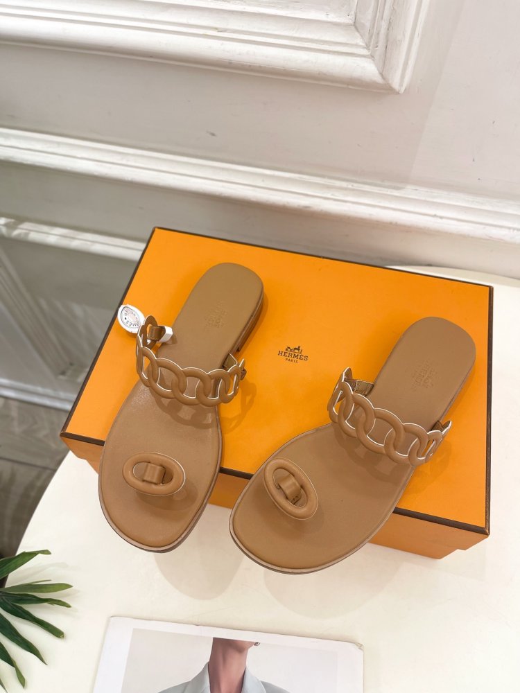 Шльопанці жіночі фото 3