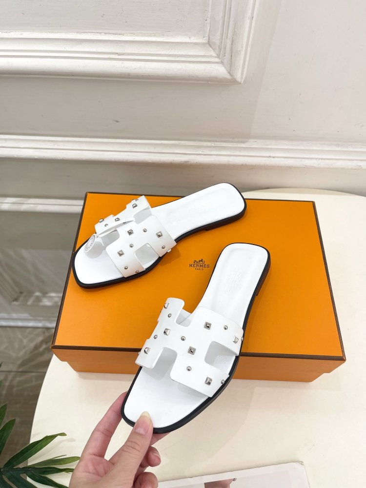 Шльопанці жіночі фото 3