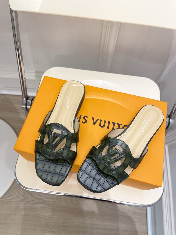 Шлепанцы женские фото 3