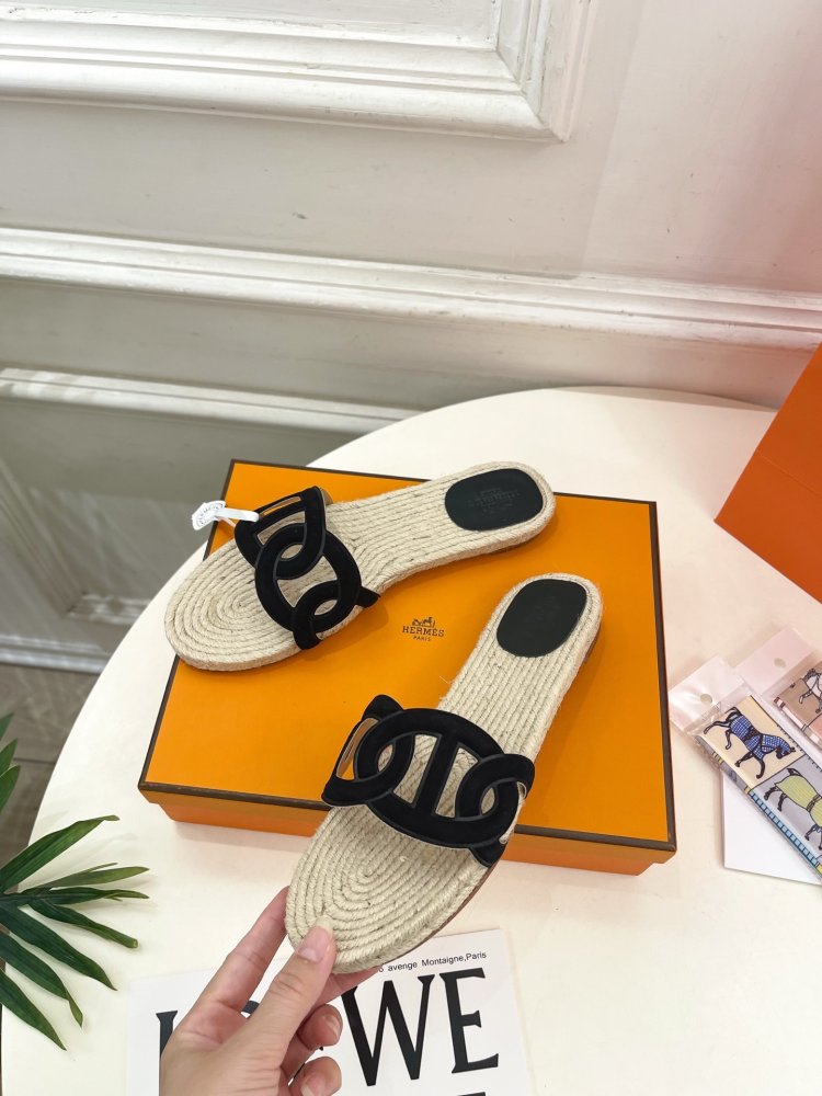 Шльопанці жіночі фото 3