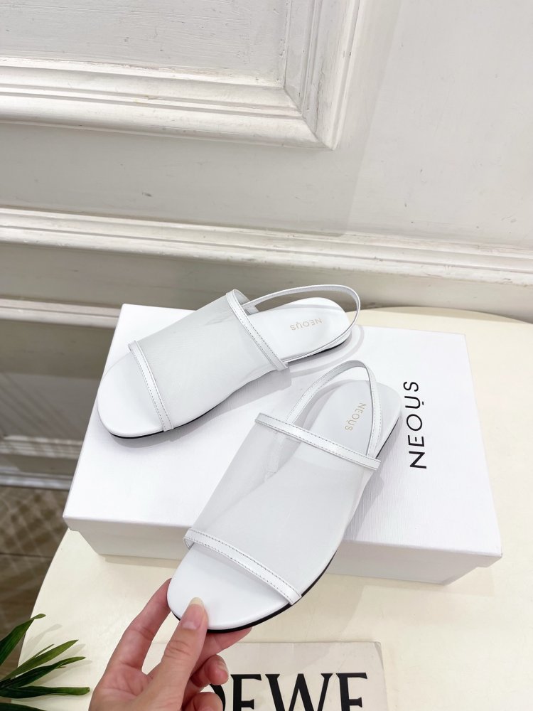 Шльопанці жіночі фото 3