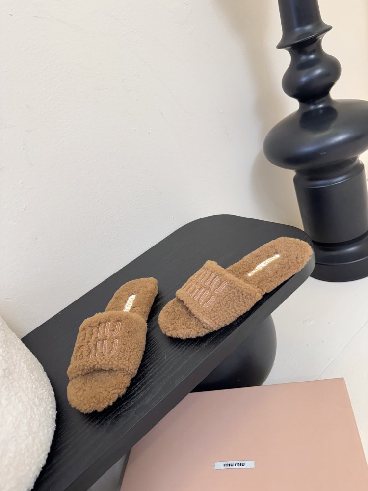 Шльопанці жіночі фото 3