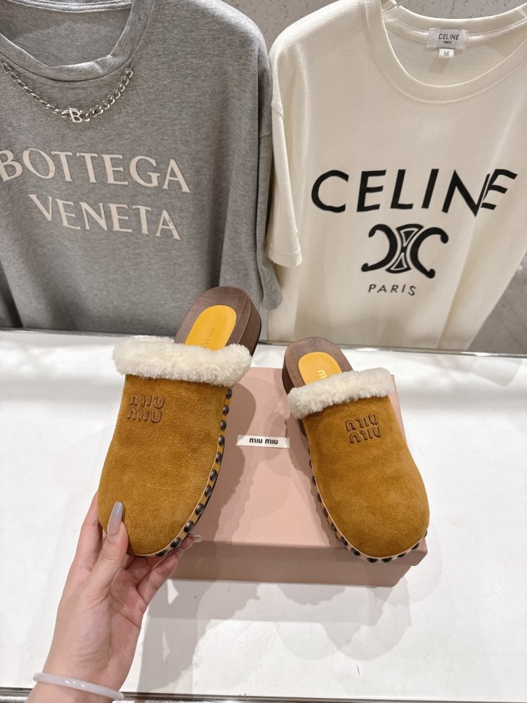 Шльопанці жіночі фото 3