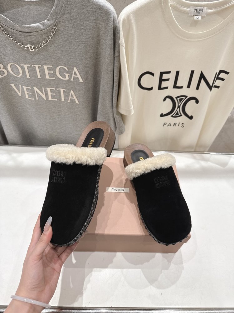 Шльопанці жіночі фото 3