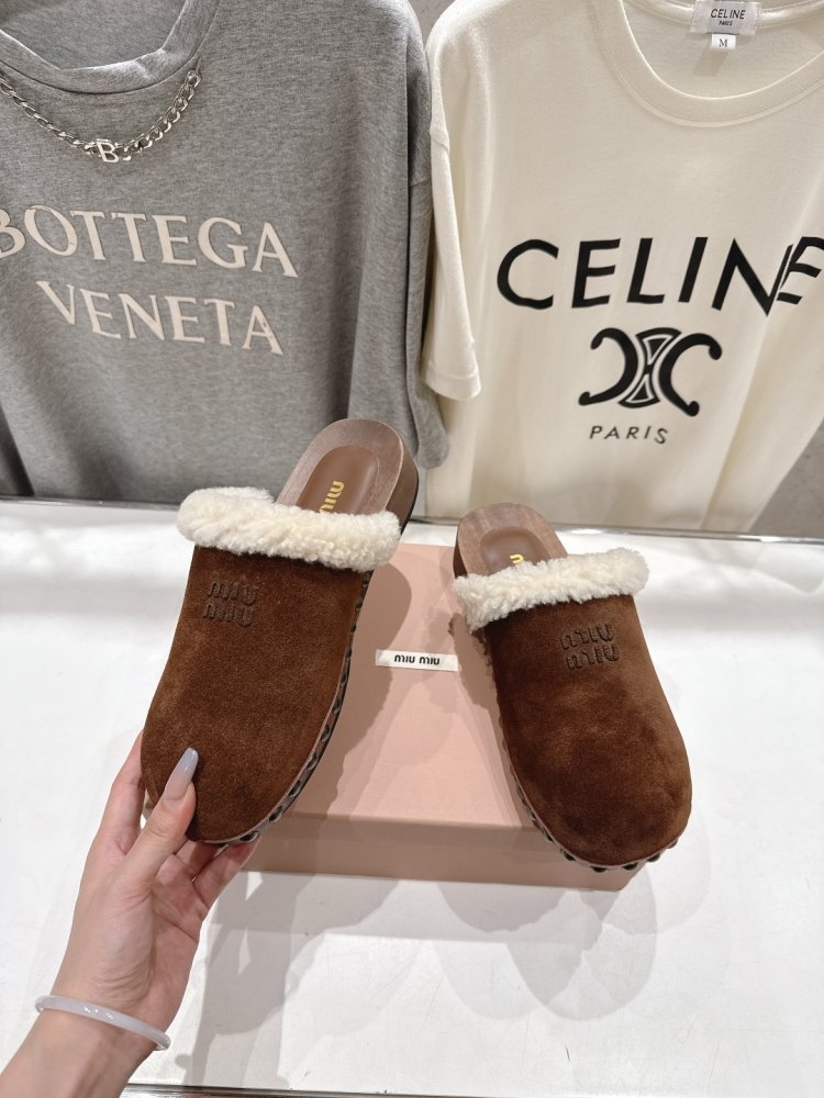 Шльопанці жіночі фото 3