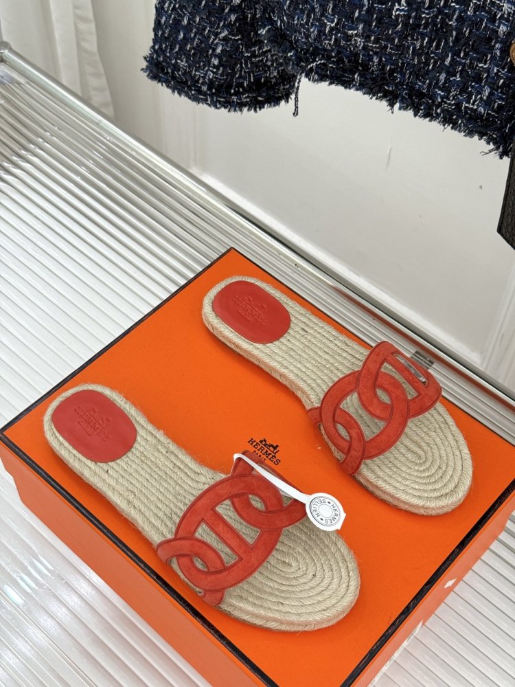 Шльопанці жіночі фото 3