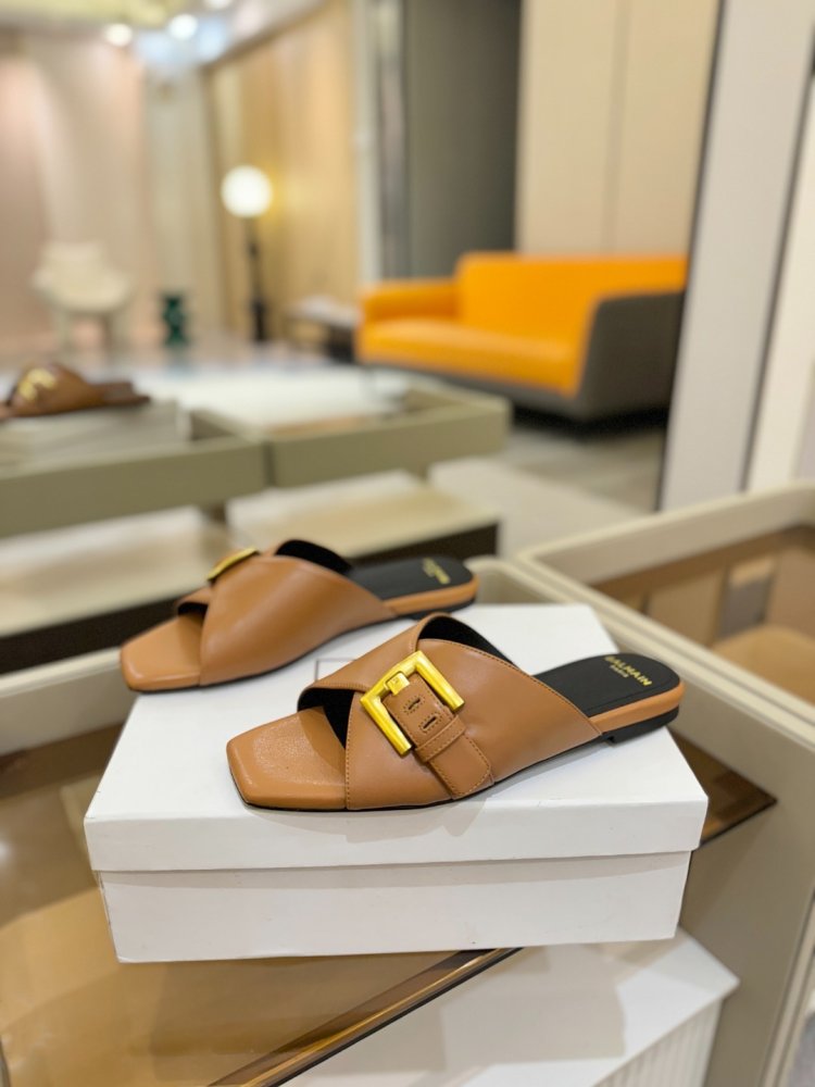 Шлепанцы женские фото 3