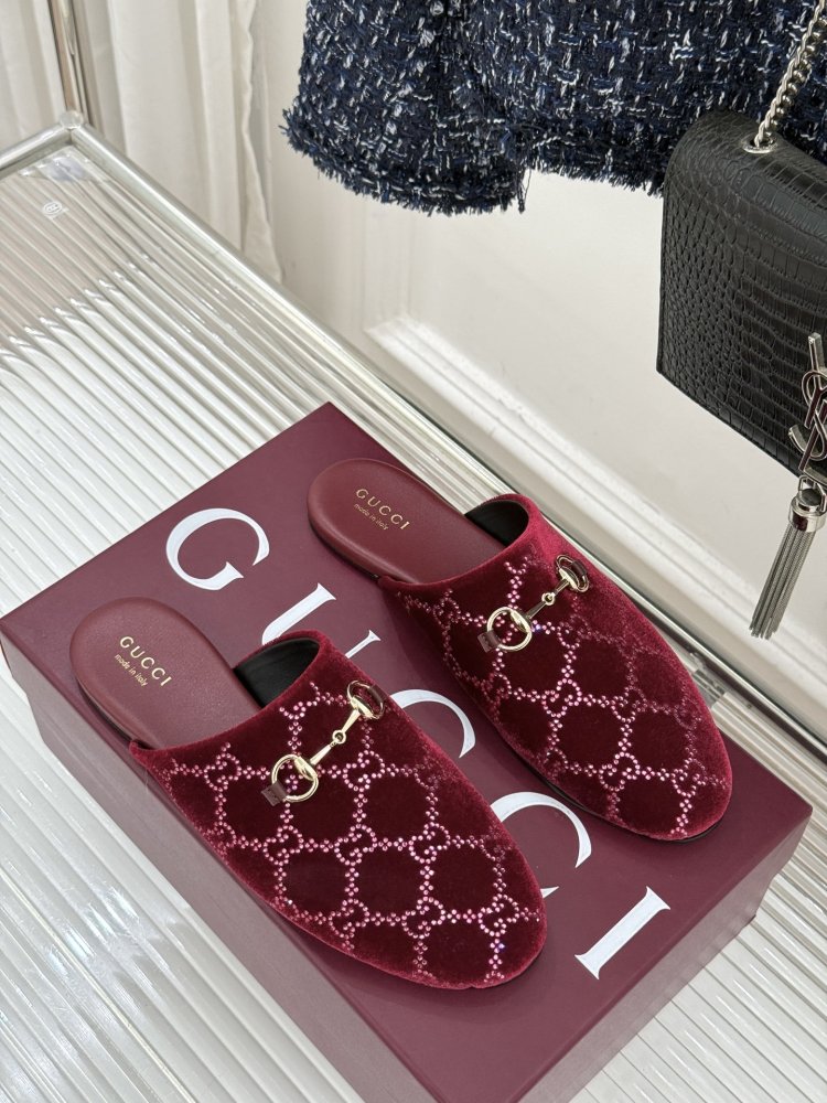 Шльопанці жіночі фото 3