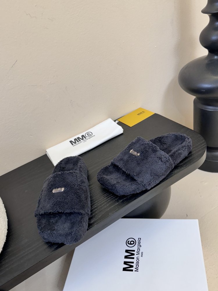 Шльопанці жіночі фото 3