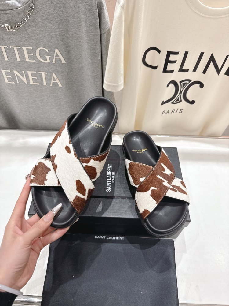 Шлепанцы женские фото 3