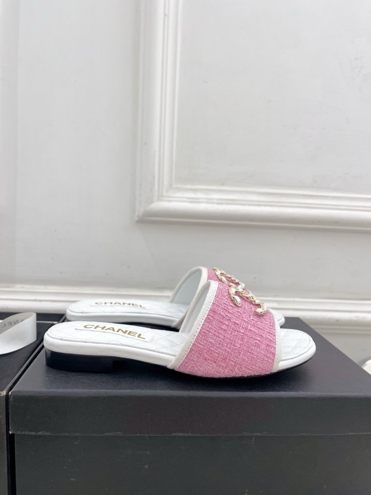 Шльопанці жіночі фото 4