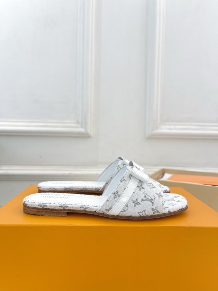 Шлепанцы женские фото 4