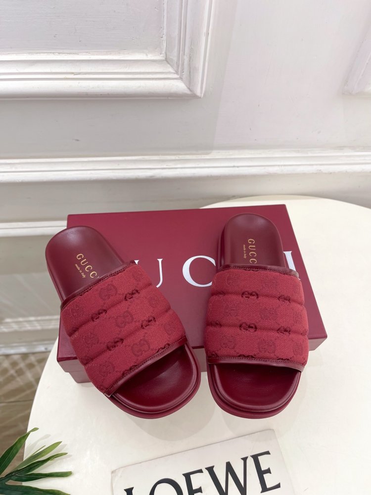 Шльопанці жіночі фото 4