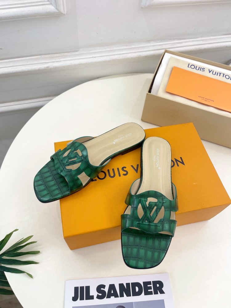 Шлепанцы женские фото 4