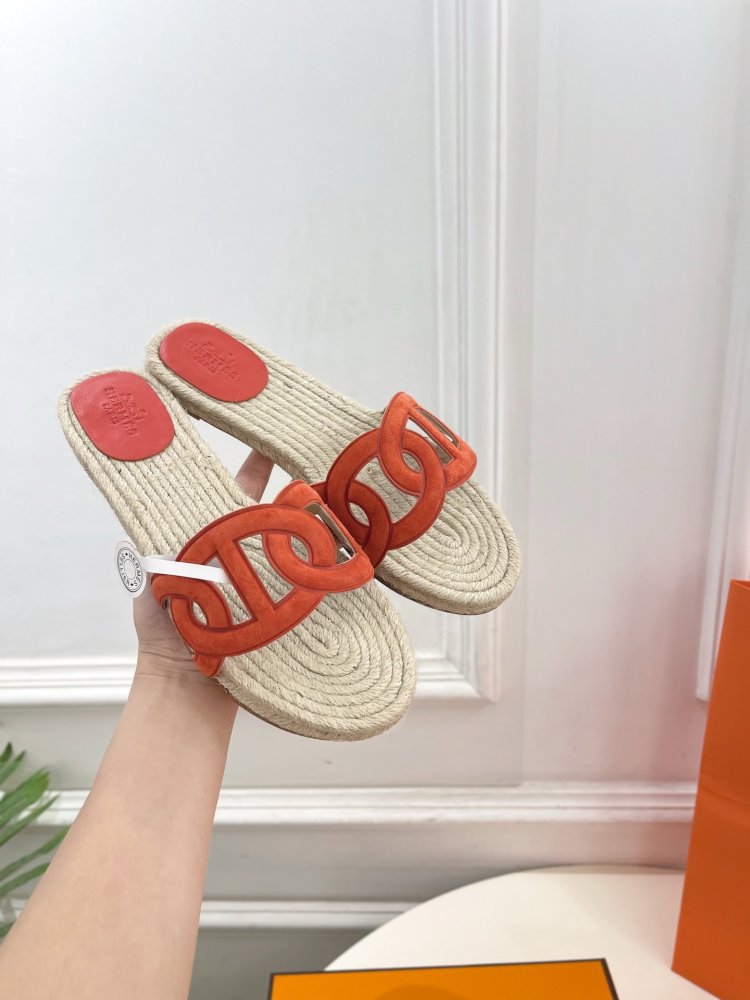 Шльопанці жіночі фото 4