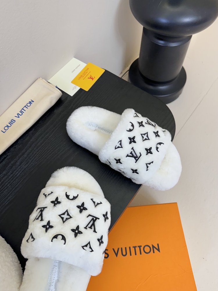 Шльопанці жіночі фото 4